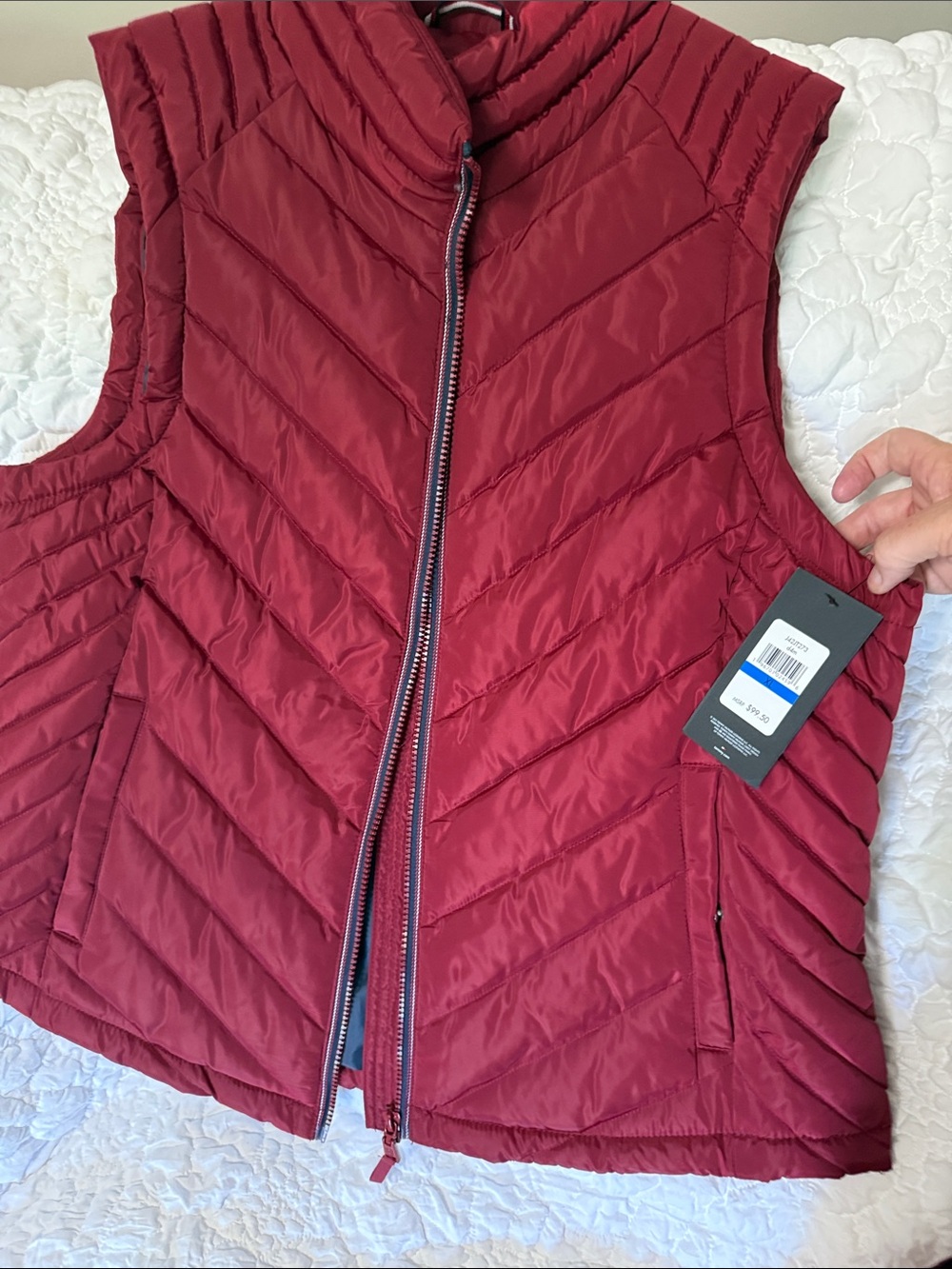 NWT! Tommy Hilfiger Quilted Burgundy Zip-Front Vest